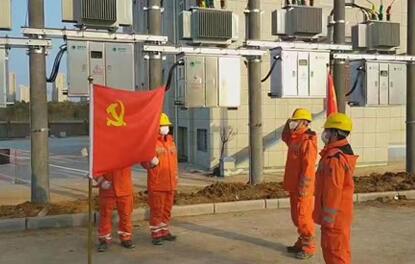 “火線”入黨，在湖北保衛(wèi)戰(zhàn)的戰(zhàn)場上接受組織的考驗(yàn)