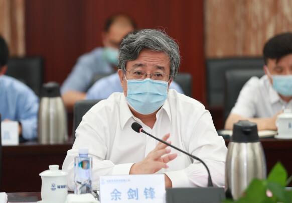 中核集團(tuán)黨組書記、董事長(zhǎng)余劍鋒：攜手同心干好新時(shí)代重大工程
