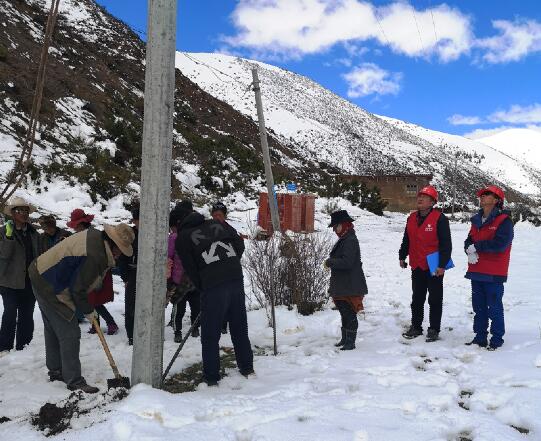 國網(wǎng)南充供電公司援藏幫扶小組：突遭特大暴風雪，全力組織搶險應(yīng)對