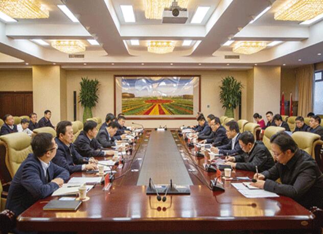 內(nèi)蒙古電力（集團(tuán)）公司董事長、黨委書記賈振國帶隊(duì)赴鄂爾多斯地區(qū)調(diào)研
