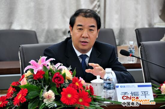 孟振平談國有企業(yè)：要扛起國企政治責(zé)任，旗幟鮮明講政治