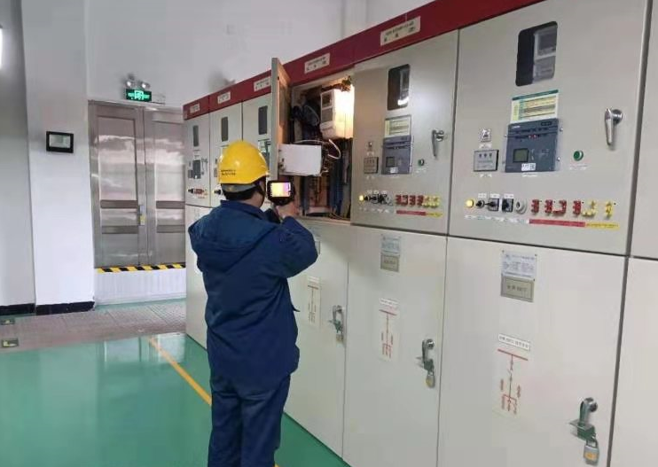 國網(wǎng)慈溪市供電公司用心巡視、及時(shí)消缺確保電網(wǎng)安全穩(wěn)定運(yùn)行
