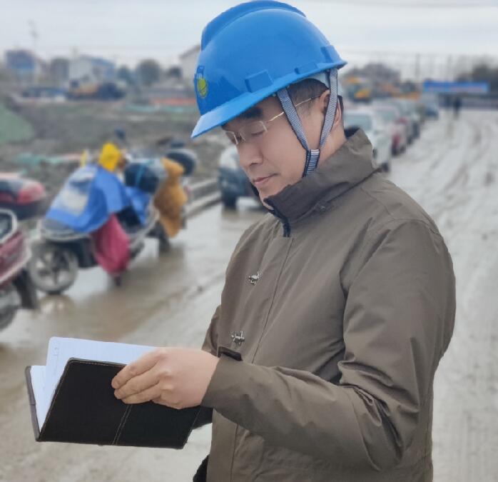 在電力線路設計的道路上精彩前行——記如東永晟實業(yè)有限公司電力線路設計組組長、電力工程技術(shù)工程師汪建軍