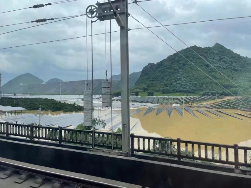 地面電站秒變漂浮電站，又一光伏電站被水淹！