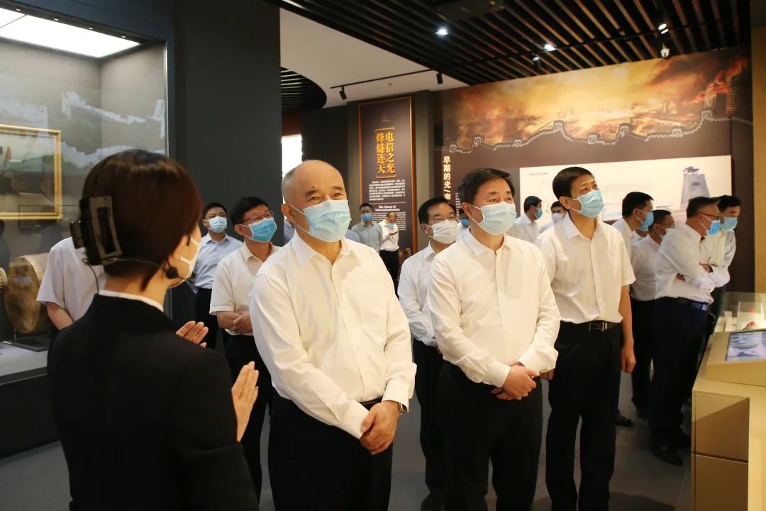 周國平會(huì)見中國電信集團(tuán)黨組書記、董事長柯瑞文