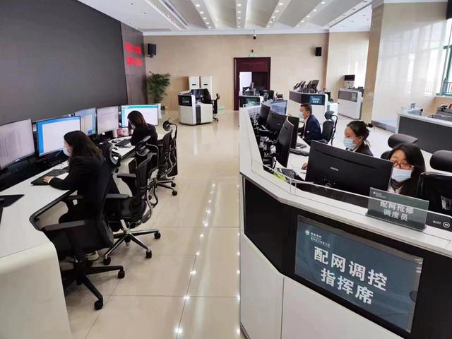 國網(wǎng)武漢供電公司保供不缺失、服務(wù)不打烊