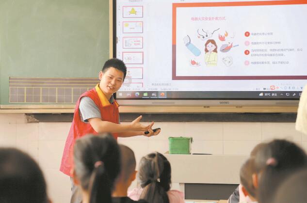 魏錕：用心服務(wù)是起點，客戶滿意是方向