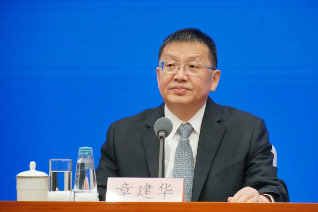 國家能源局長： 聚焦全國統(tǒng)一電力市場體系，做好市場建設(shè)和市場監(jiān)管工作