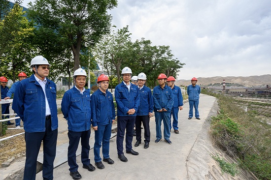 華能集團(tuán)總經(jīng)理、黨組副書記鄧建玲到蘭州熱電公司調(diào)研
