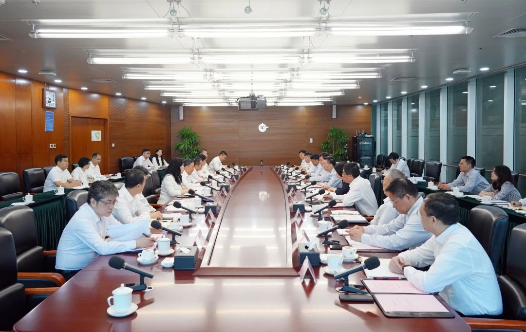 中國能建黨委書記、董事長宋海良與中國海油黨組書記、董事長汪東進會談