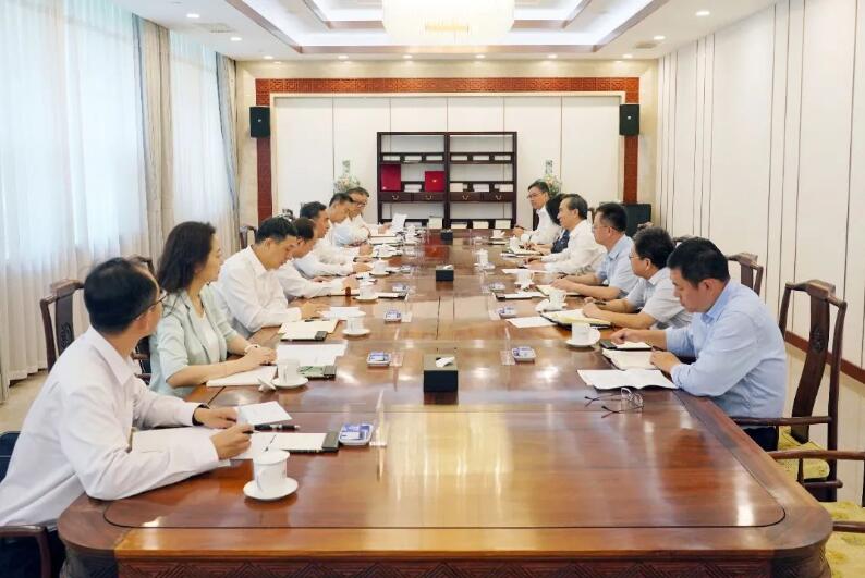 中國能建黨委書記、董事長宋海良與中國貿促會會長任鴻斌會談