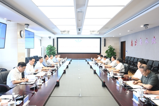 中國電建黨委書記、董事長丁焰章與中國南水北調(diào)集團(tuán)黨組書記、董事長蔣旭光會談