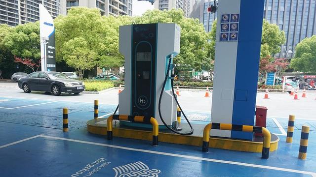 加快培育氫燃料電池汽車產(chǎn)業(yè)，浙江超前布局加氫站建設(shè)