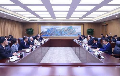 國家電網(wǎng)與香港中電集團推動清潔能源開發(fā)利用、促進新能源發(fā)展等方面深化合作