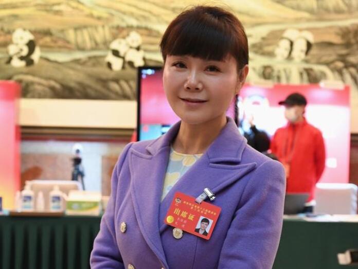 四川省政協(xié)委員李佳蔚：四川要優(yōu)化碳產品、參與碳交易，不斷完善碳設施