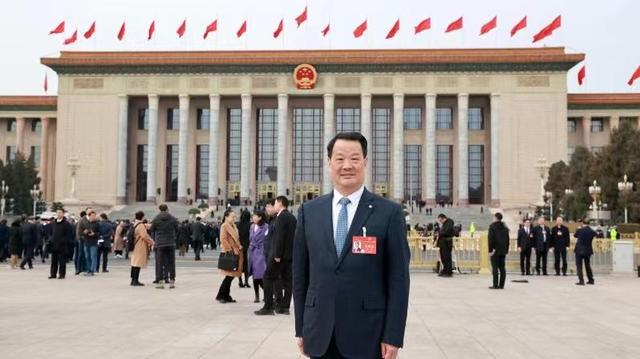 【兩會(huì)好聲音】彭壽院士建議：以應(yīng)用導(dǎo)向?yàn)橹黧w，真正實(shí)現(xiàn)綠色低碳產(chǎn)業(yè)高質(zhì)量發(fā)展