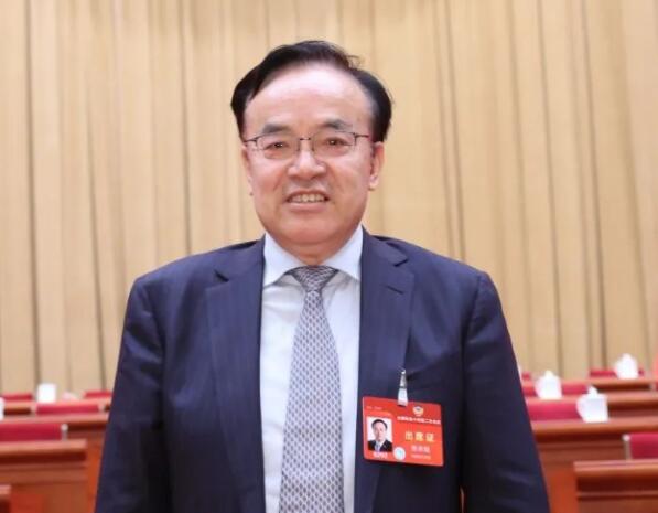 全國政協(xié)常委張來斌：系統(tǒng)思維引領(lǐng)能源轉(zhuǎn)型與安全，確?！半p碳”目標順利實現(xiàn)
