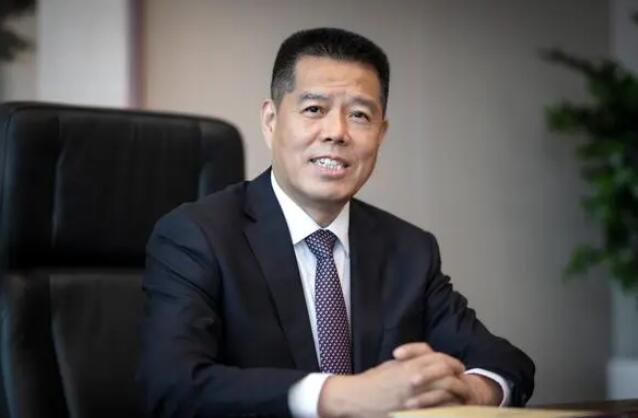 加快推動傳統(tǒng)煤炭企業(yè)向新能源企業(yè)轉型發(fā)展——訪全國人大代表，山東能源集團黨委書記、董事長 李偉