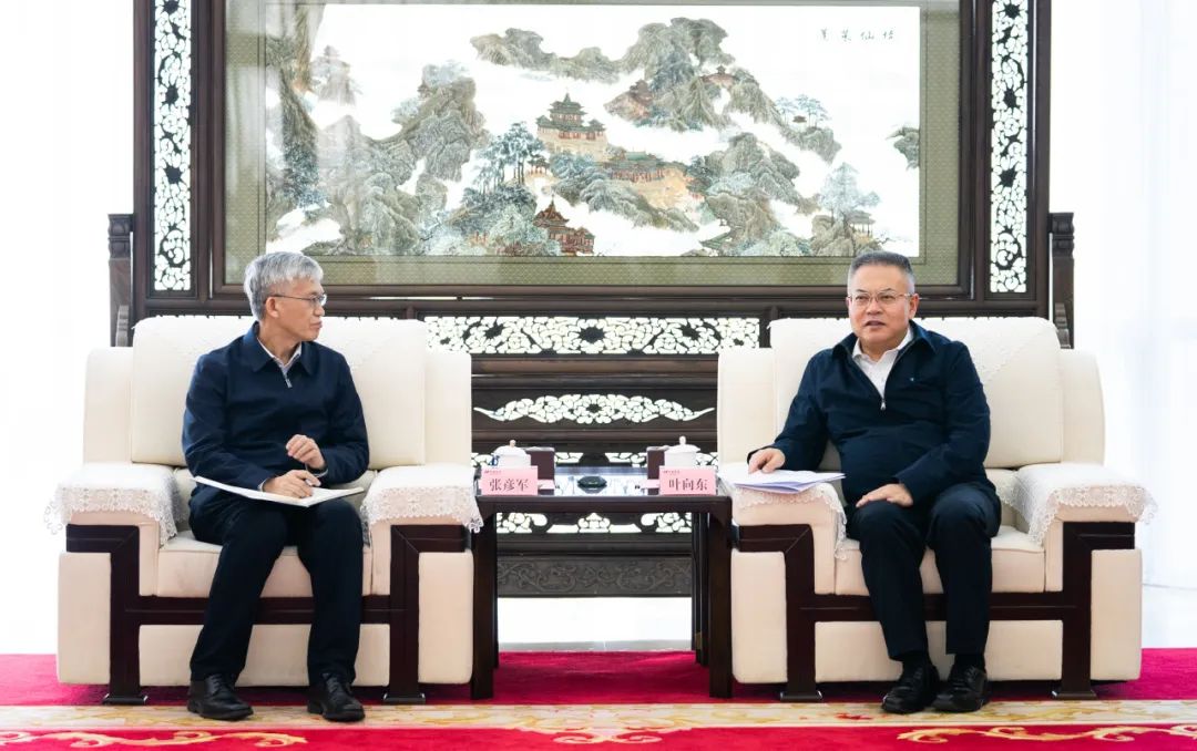 華電集團(tuán)黨組副書記、董事、總經(jīng)理葉向東會見東方電氣董事、總經(jīng)理、黨組副書記張彥軍