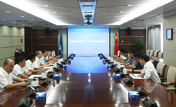 中國電建黨委常委、副總經(jīng)理徐鵬程與西藏交發(fā)集團(tuán)黨委書記、董事長陳林舉行會談