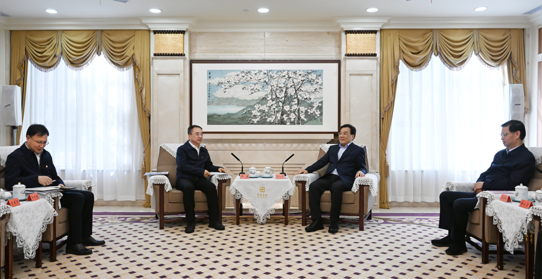 大唐集團董事長鄒磊、總經(jīng)理張傳江拜會江蘇省委書記信長星、省長許昆林