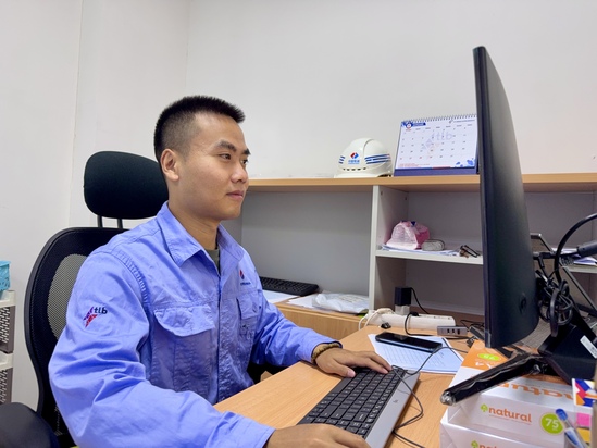 【新春走基層】春節(jié)堅守，點(diǎn)亮異國的奉獻(xiàn)之光