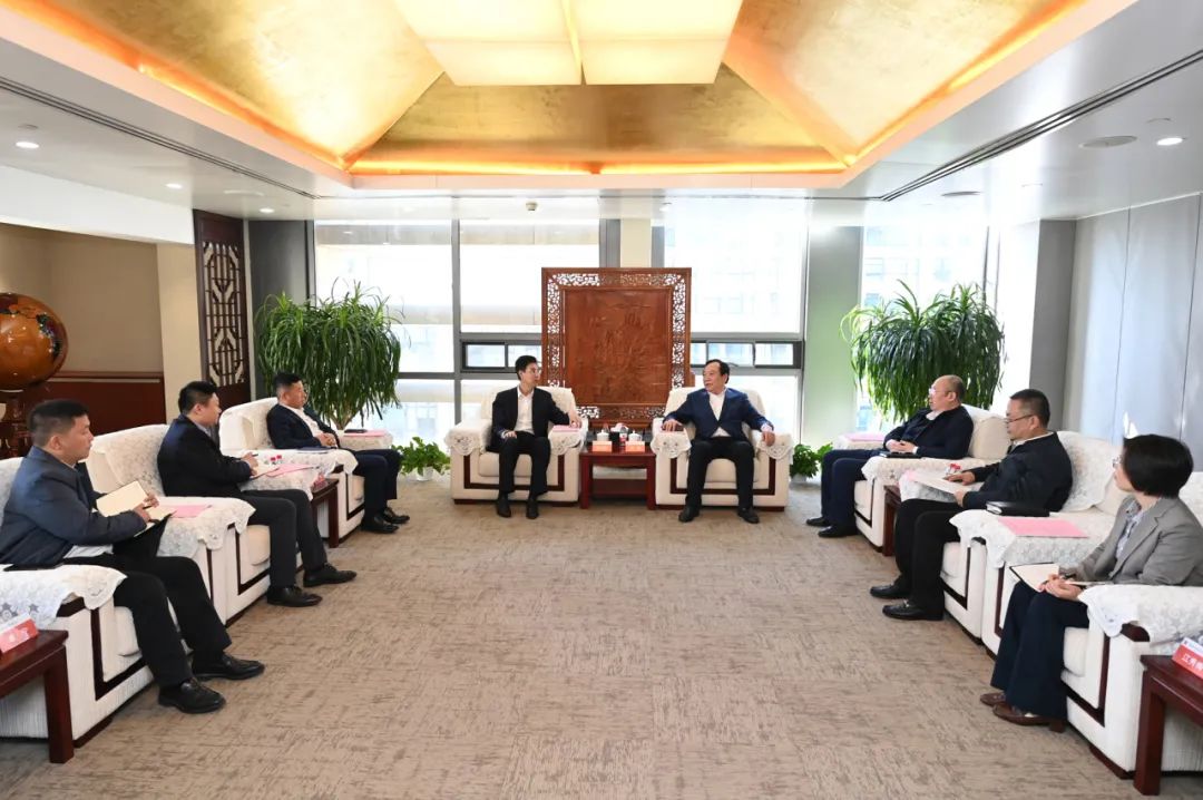 大唐國際黨委書記、董事長李凱會見中建五局黨委書記、董事長田衛(wèi)國
